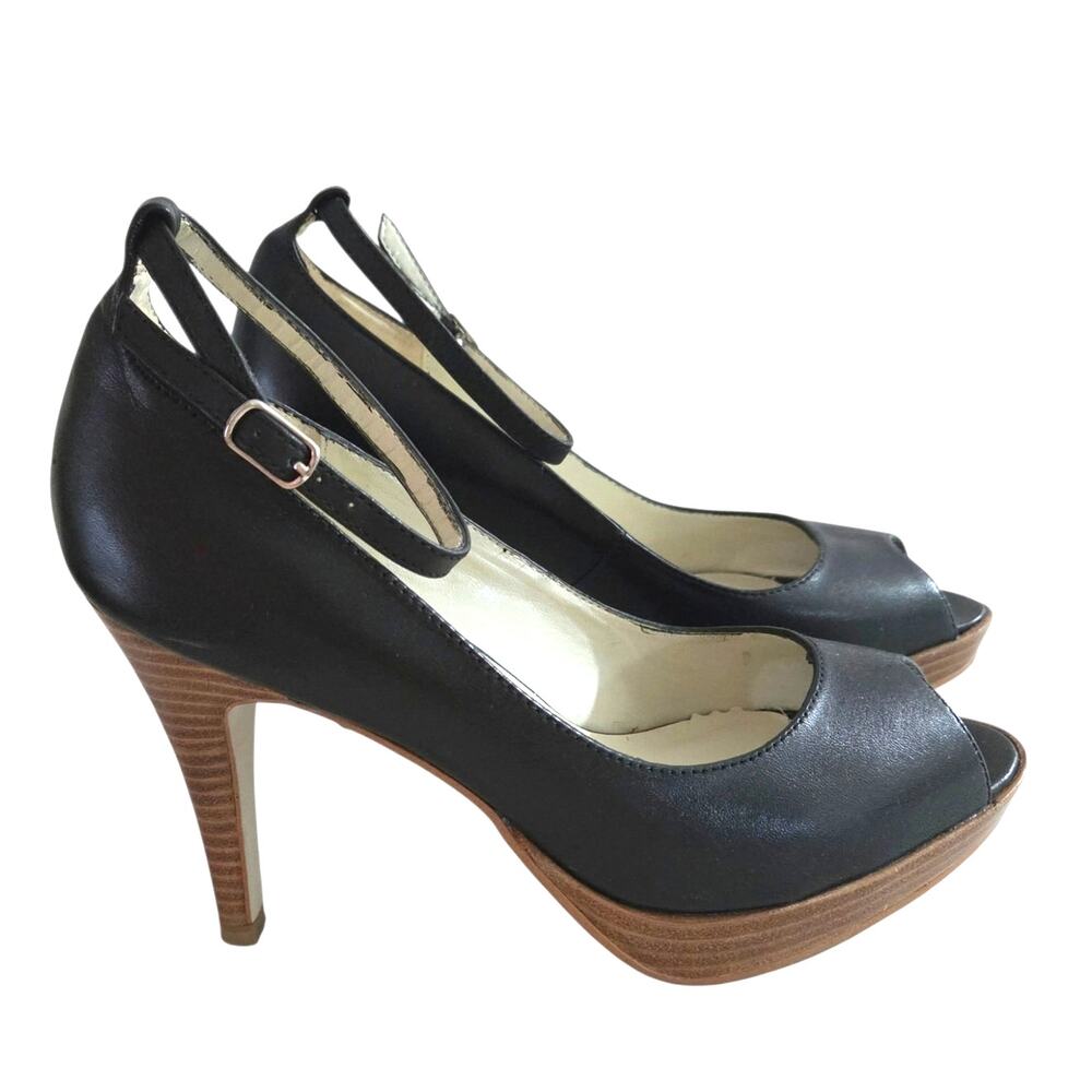 Bakers Regina Black Leather Peep Toe Stacked Heel Ankle Strap Pumps Sz 7